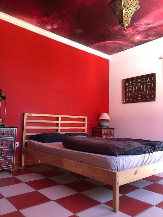 Captains Log House Hostel บาเลียล ภายนอก รูปภาพ